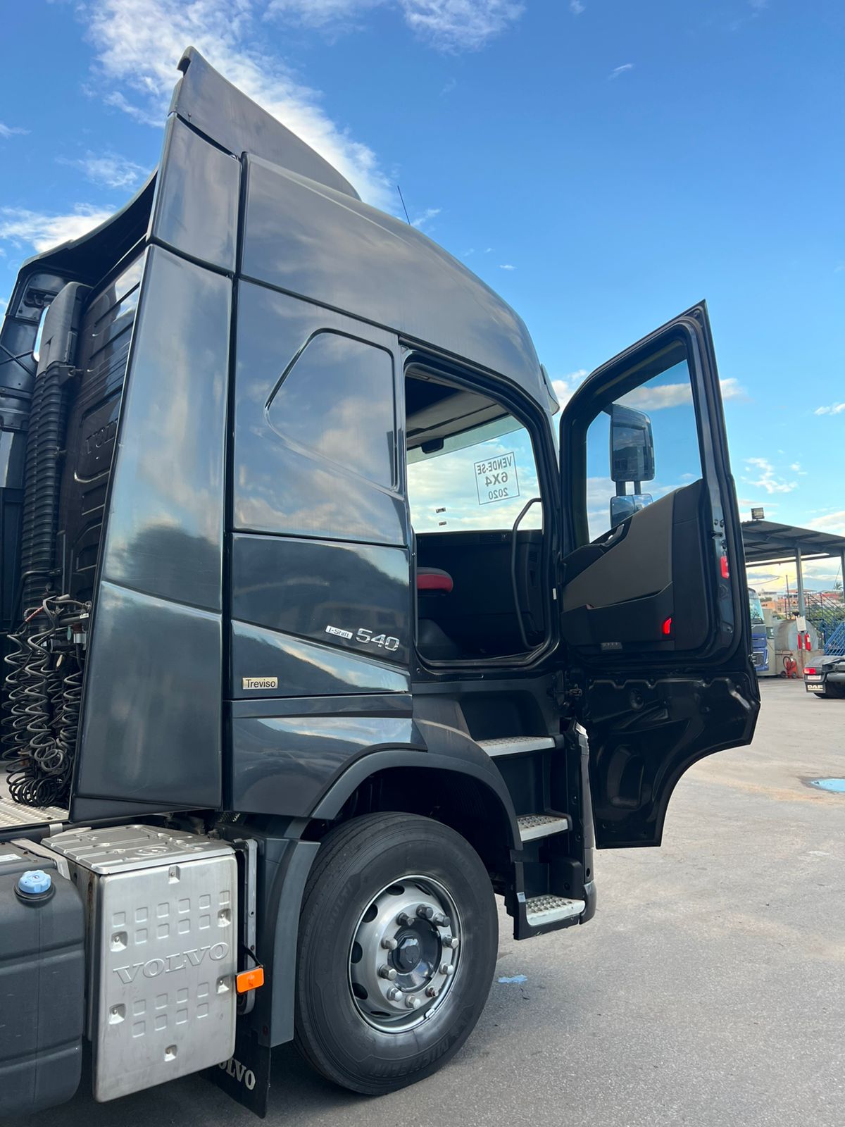 DAF PRETO PORTA